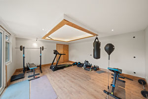 Photo 24- click for photo gallery